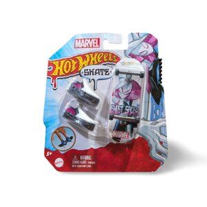 Hot Wheels Marvel Skate Ghost Spider Fingerboard Set (New)